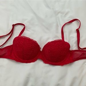 Date push-up bra